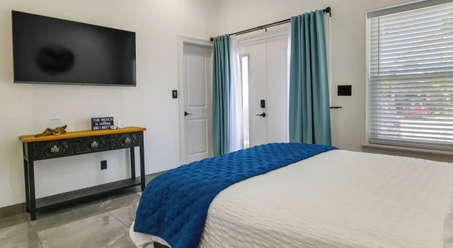 Апартаменты с 4 комнатами South Padre Island Retreat: Private Pool!