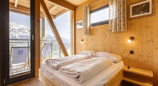 Chalet With Panoramic Sauna