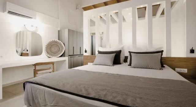 Трёхместный номер Superior с видом на море Aliv stone suites & spa