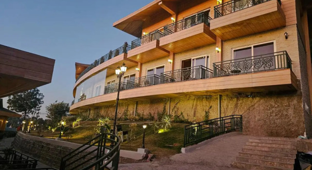 Royalpine Rosastays Kasauli, Book Hotel Kasauli 