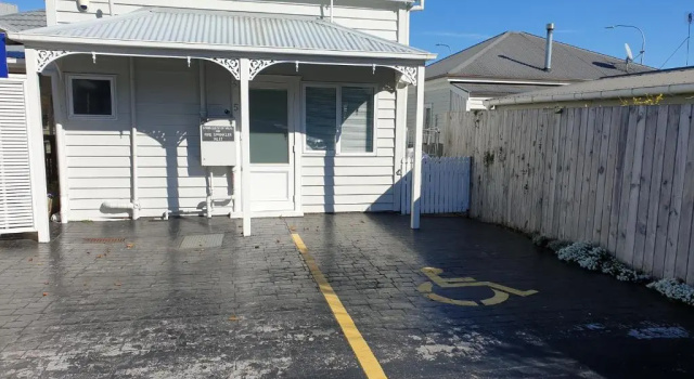 Двухместная студия At Eden Park Motel
