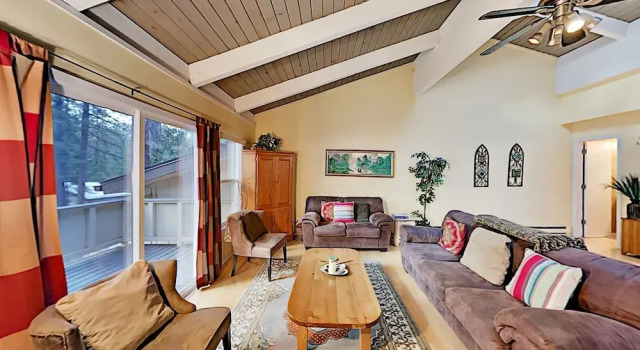 Forest Vista - 2 Minutes To Diamond Peak 3 Bedroom Condo