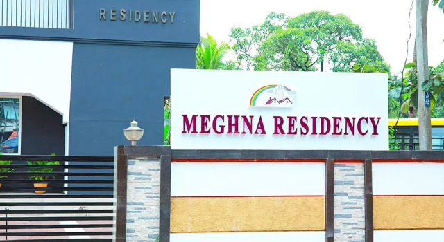 Meghna Residency, Забронировать Отель Отели штата Кералы с парковкой, Парковка