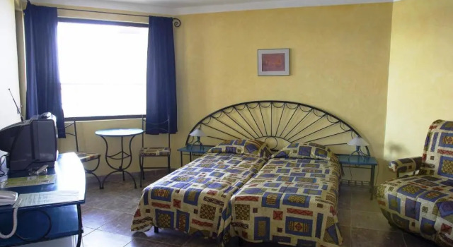 Hotel Parnasse