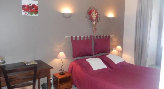 Четырёхместный номер Standard Chambres dhôtes les Clapas