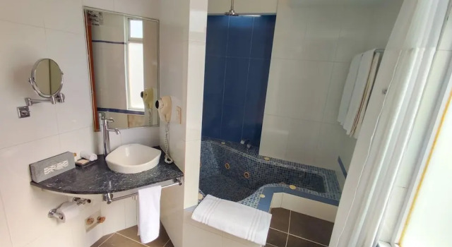 Люкс Standard Holiday Inn Express Ciudad de Mexico Condesa by IHG