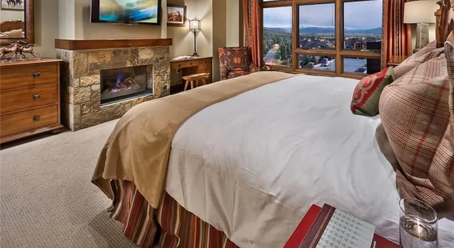 Elk Mountain 610 4 BedroomCondo By Moving Mountains, Забронировать Апартаменты/квартира Стимбот-Спрингс Колорадо, рядом с Preview Ski Lift