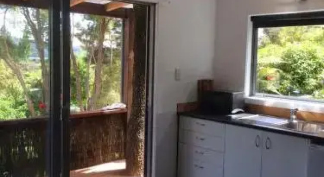Cabbage Tree Chalet, Забронировать Шале Коттеджи Голден-Бей, Коттедж