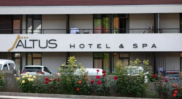 . Hotel ALTUS, Boek Hotel Praid Mureş