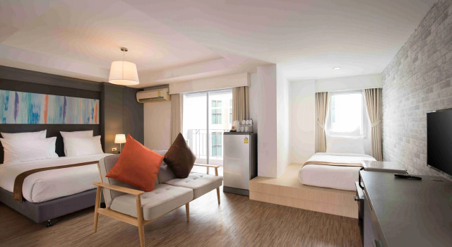 Полулюкс Journeyhub Pattaya Central
