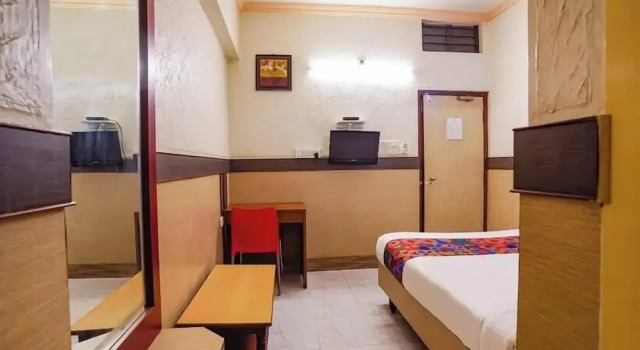 Номер Standard Hotel Lalbagh Gardenia