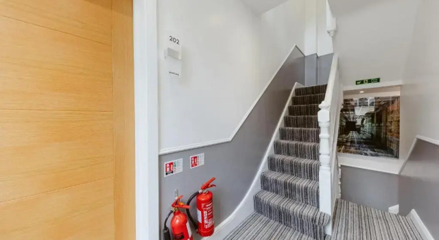 Студия Modern city centre studio apartment 202