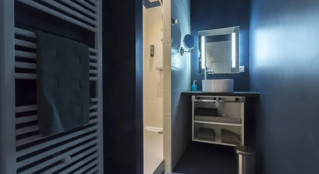 Curiosité - 2 chambres- proche Opéra, Prenota Appartamento Appartamenti a Rodano, Appartamento