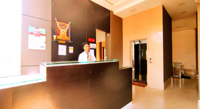Yuvraj Galaxy, Rezervovat Hotel Maisúr Bangalore