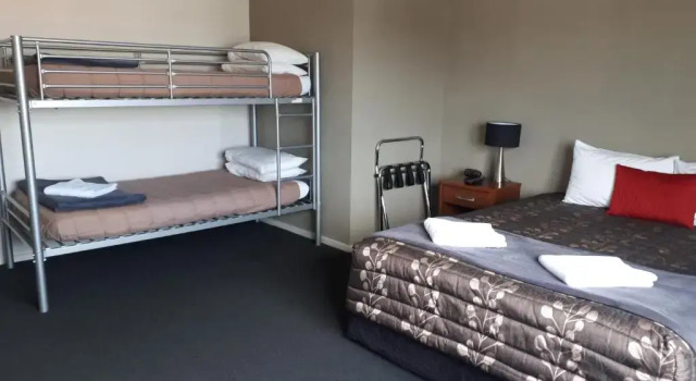 Семейная студия Northpark Motel