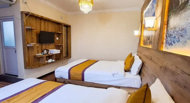Prem Durbar Hotel & Nagarkot Zipline