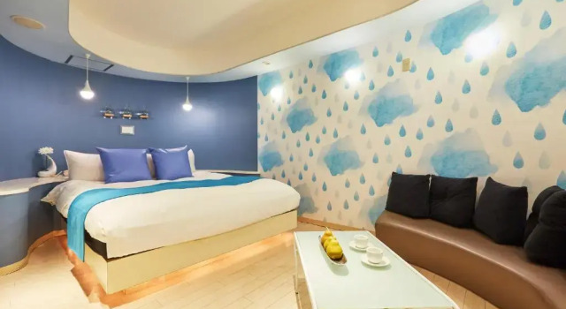 Номер Superior HOTEL LOVE