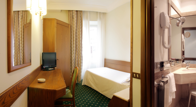 Hotel Albergo Santa Chiara