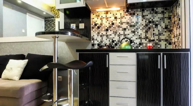 New Furnished with Sofa Bed Green Pramuka Apartment, Prenota Appartamento Cempaka Putih 