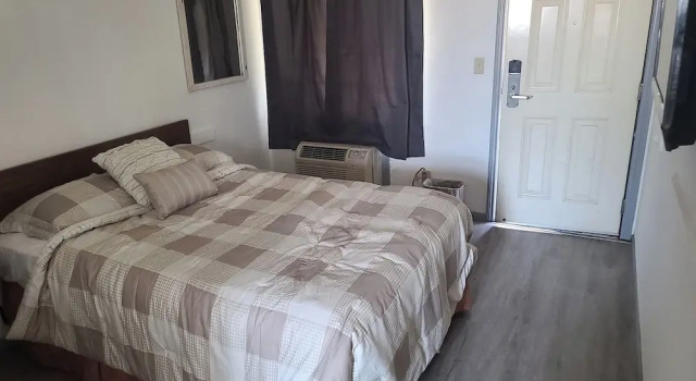 Nights Inn Motel, Забронировать Мотель Окленд Область залива Сан-Франциско, рядом с Oakland Care Center
