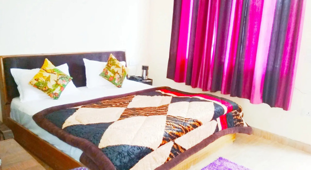 Silver Dew Resorts, Boek Hotel Dhanaulti Uttarakhand