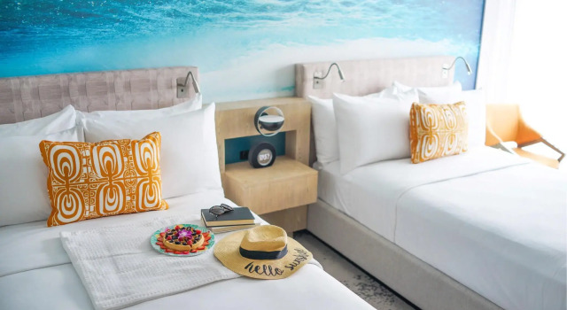 Четырёхместный полулюкс OUTRIGGER Waikiki Beachcomber Hotel
