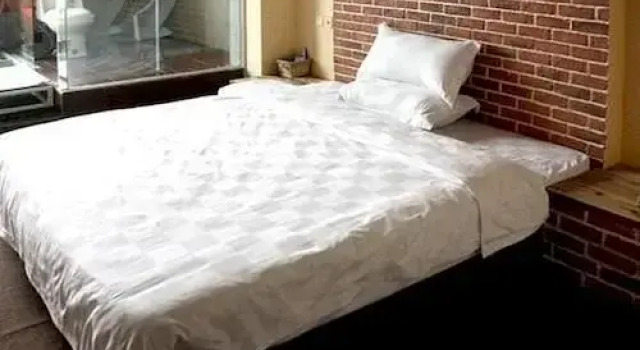 Sam Hotel