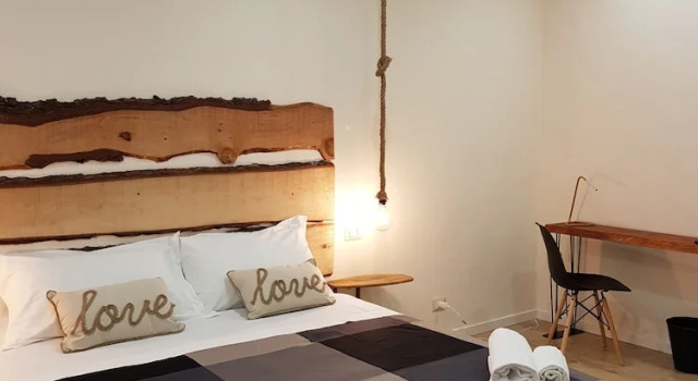 Standard Doppel Zimmer mit Balkon B&B Gisira