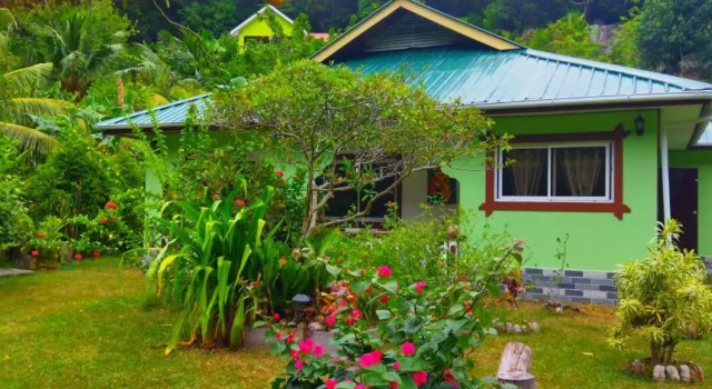 Студия Dan Zoranz Self Catering Guest House