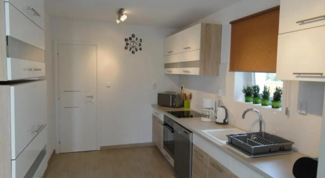 Вилла Villa KRK-4 bedrooms, 4 bathrooms with heated pool and jacuzzi, 150m from the sea
