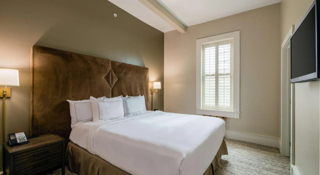 Двухместный люкс c 1 комнатой Hotel Florence, Tapestry Collection by Hilton