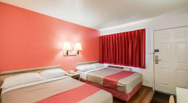Четырёхместный номер Standard Motel 6-Bellingham, WA