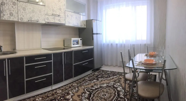 Apartament on Krasnozvezdnaya 31-4, Забронировать Апартаменты/квартира Отели Нижнего Новгорода с парковкой, Парковка