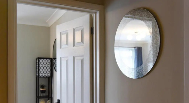 Апартаменты Westgate House - 5 bedroom newly renovated house with hot tub & private parking