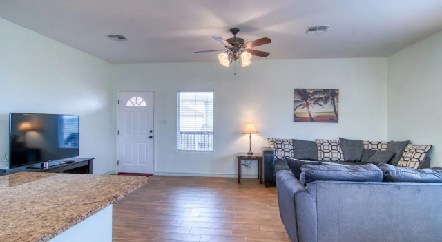 Beach View Estate Bve146 4 Bedrooms 3 Bathrooms Home, Boek Vakantiehuis Portland Houston