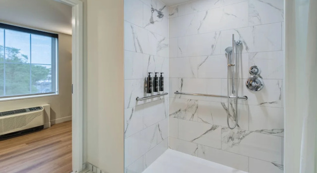 Четырёхместный номер Standard Coast Rehoboth Beach, Tapestry Collection By Hilton