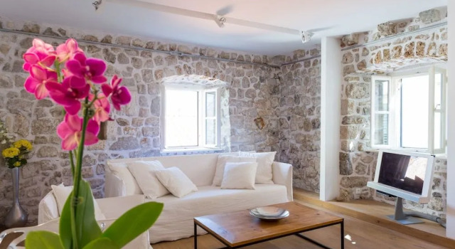 Hedera Estate, Hedera A6 - Breakfast Included
