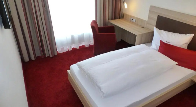 Gästehaus Rössle, Reserva ahora Hotel Weinstadt Baden-Wurtemberg