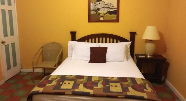 Hotel El Delfin, Buchen Sie Hotel Livingston 