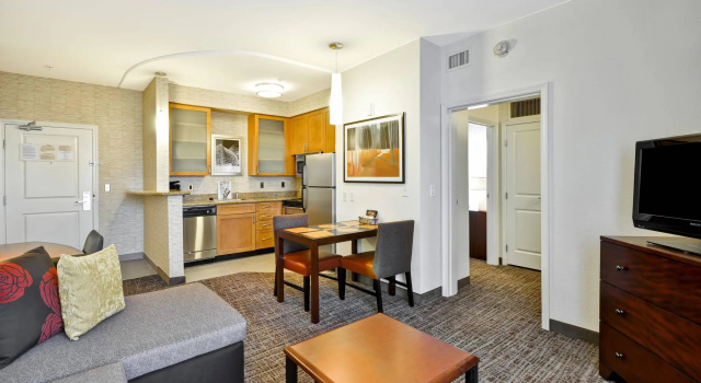 Двухместный люкс c 1 комнатой Residence Inn by Marriott Gulfport-Biloxi Airport
