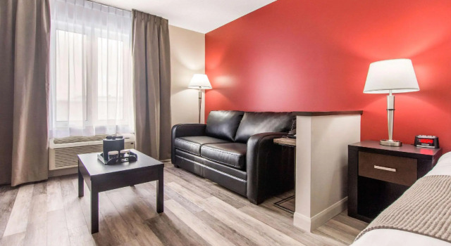 Двухместный люкс Econo Lodge Inn & Suites