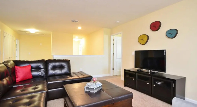 1424 Rolling Fairway Drive, Забронировать Отель Отели Фор Корнерз с бассейном, Бассейн
