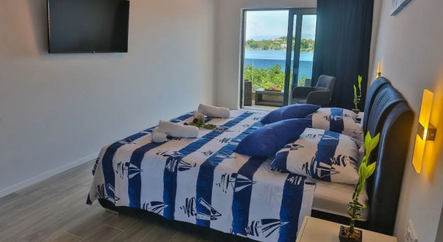 Hotel Paradise Punta, Забронировать Отель Отели Сплитско-Далматинской жупания 3 звезды, 3*