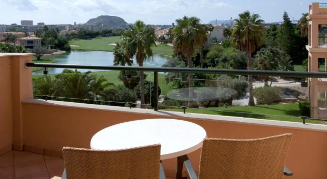 Двухместный номер Standard с видом на озеро Hotel Alicante Golf