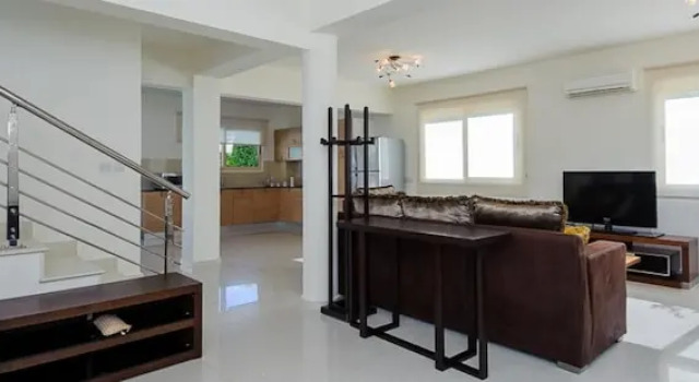 Rent Private Villa 015