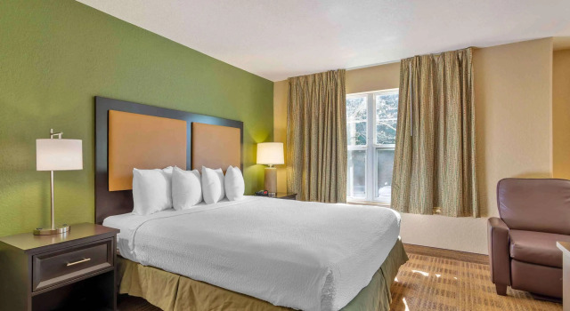 Двухместный люкс c 1 комнатой Extended Stay America Select Suites - Orlando - Maitland - Summit Tower Blvd