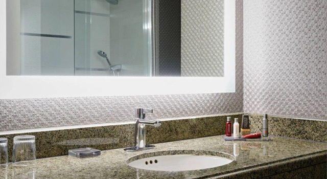 Полулюкс с 2 комнатами Crystal Gateway Marriott