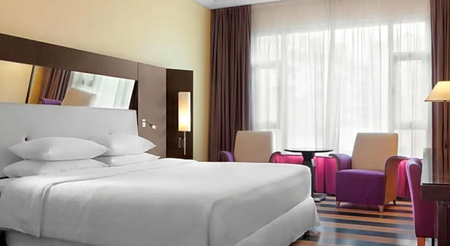 Номер Standard с видом на город Four Points By Sheraton Le Verdun
