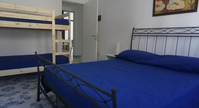 Четырёхместный номер Standard B&B Riva Delle Donne By Salum