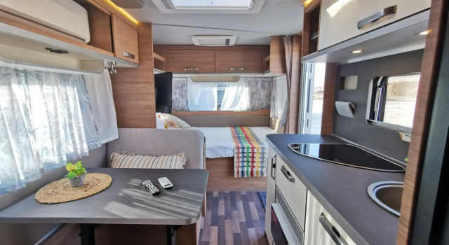 Glamping Caravans Makhtesh Ramon - גלמפינג קרוואנים במכתש רמון, Reserva ahora Camping Camping y glamping en Distrito Meridional, Camping